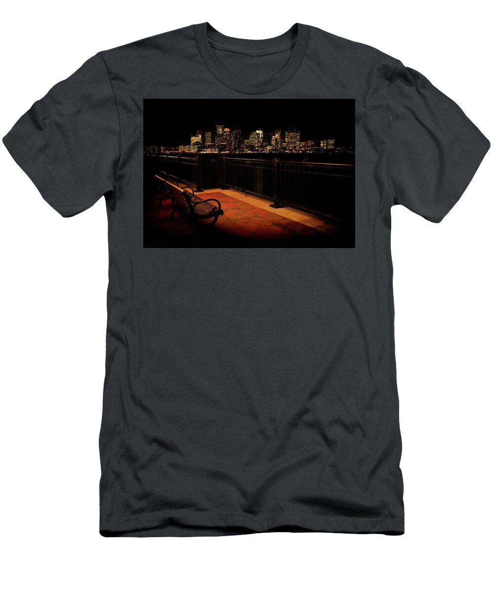 Boston T-Shirt featuring the photograph Boston Lamplight by Rob Davies