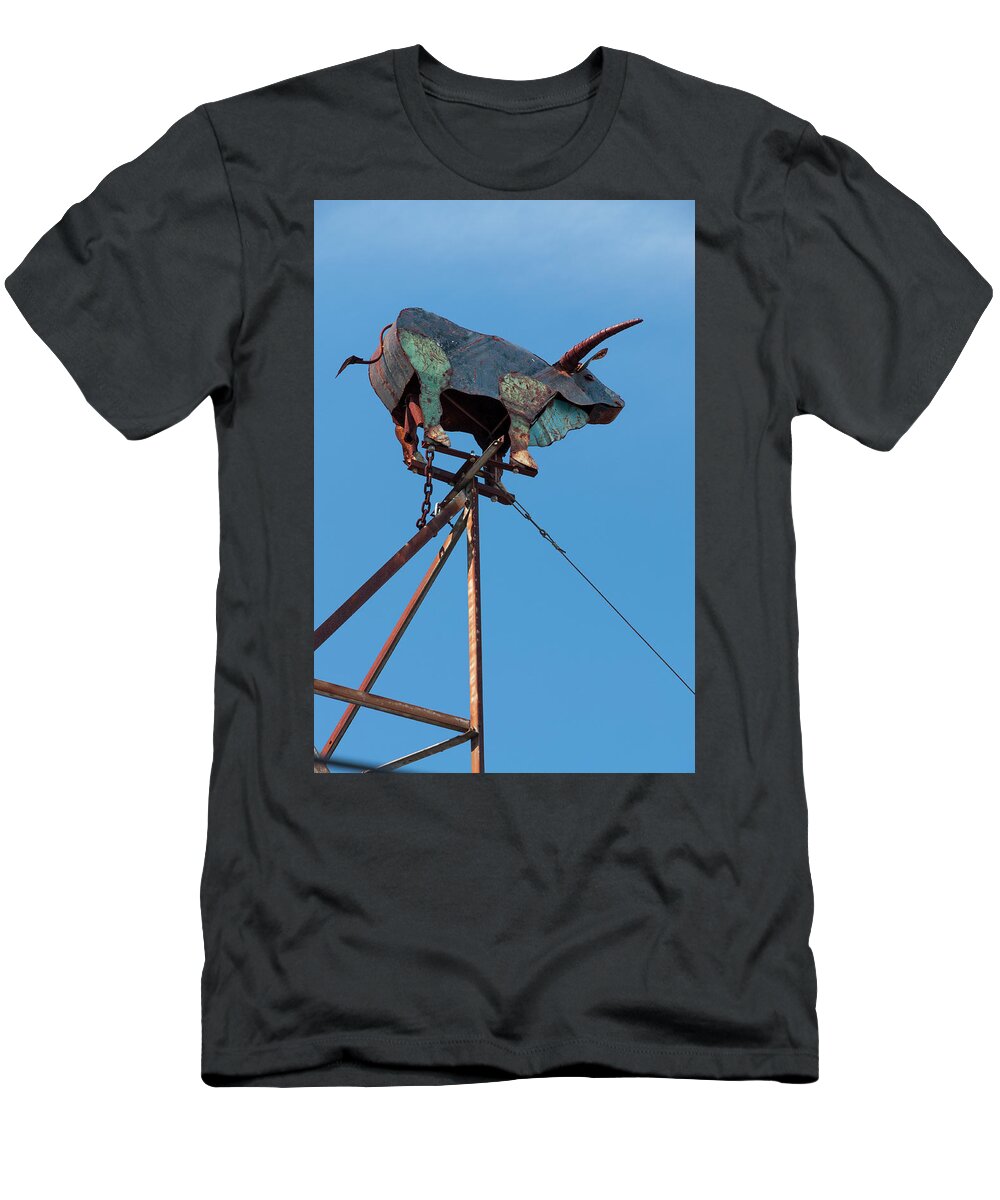 Sculpture T-Shirt featuring the photograph Cafe Bull by Ginger Stein