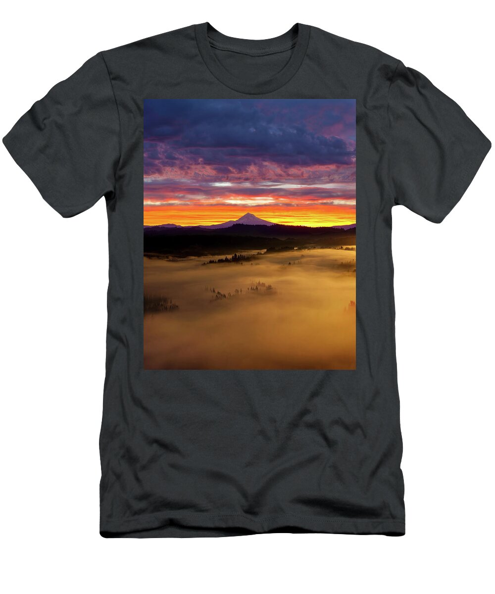 Sandy River T-Shirt featuring the photograph Colorful Foggy Sunrise over Sandy River Valley by David Gn