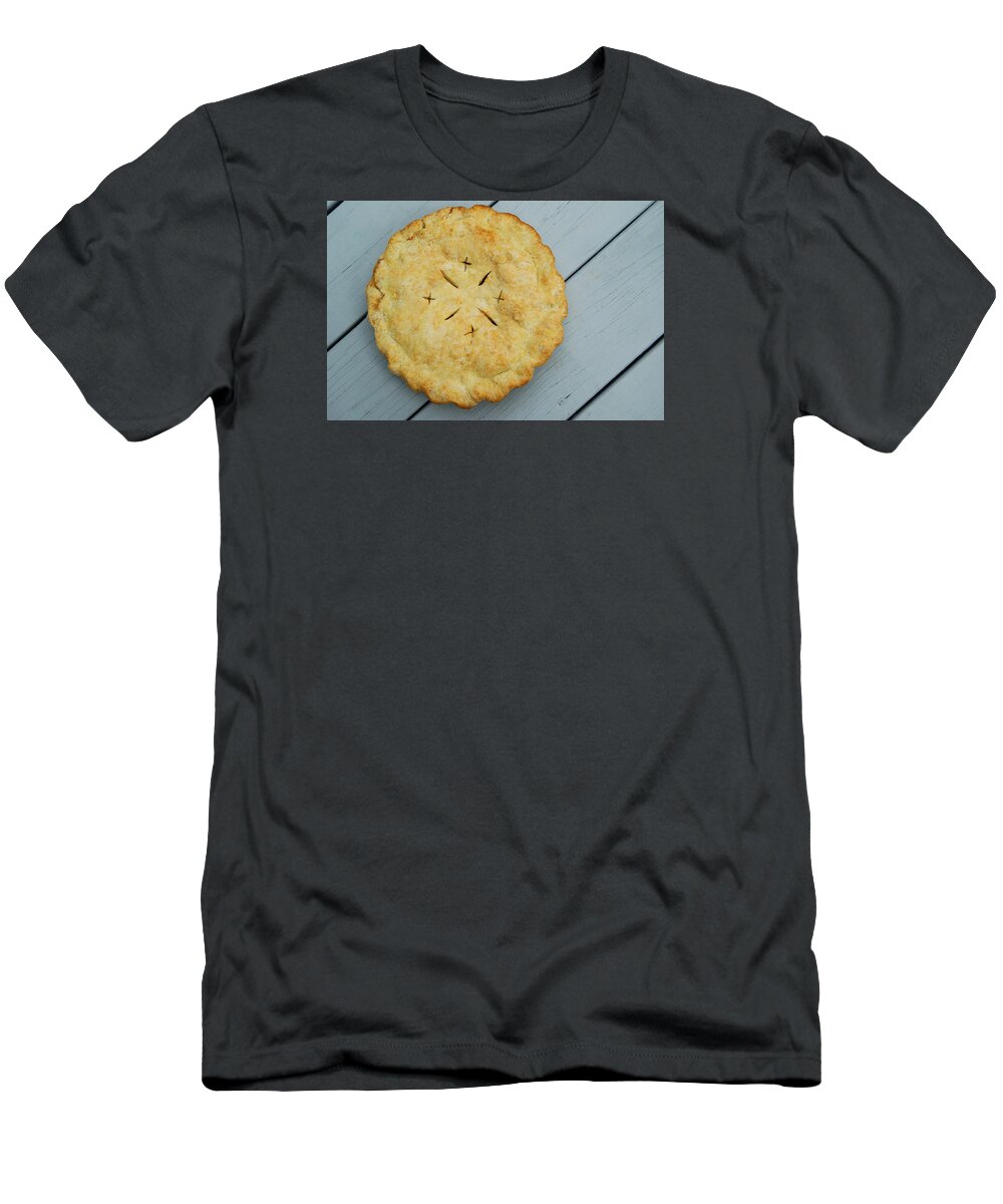 Pie T-Shirt featuring the photograph Cooling by Melinda Schneider