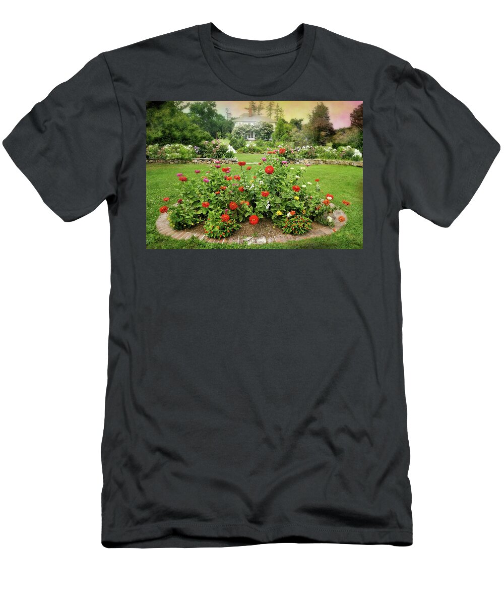 Crawford Park T-Shirt featuring the photograph Crawford Circle by Diana Angstadt