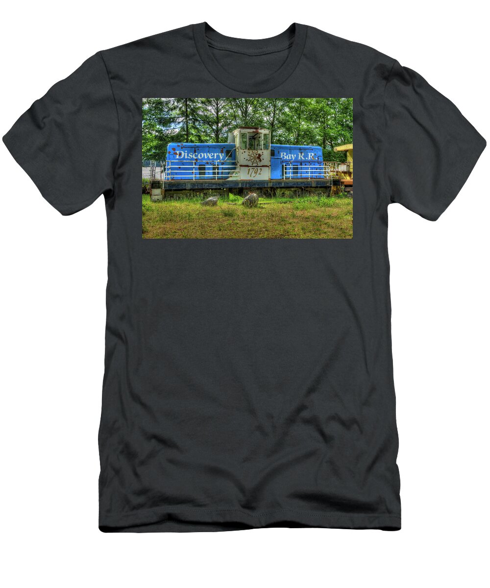 Train T-Shirt featuring the photograph Discovery Bay Restaurant by Richard J Cassato