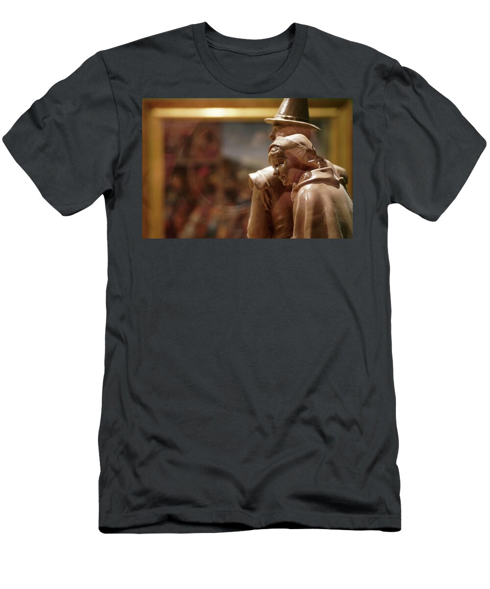 De T-Shirt featuring the photograph Dover, Biggs Museum #00495 by Raymond Magnani
