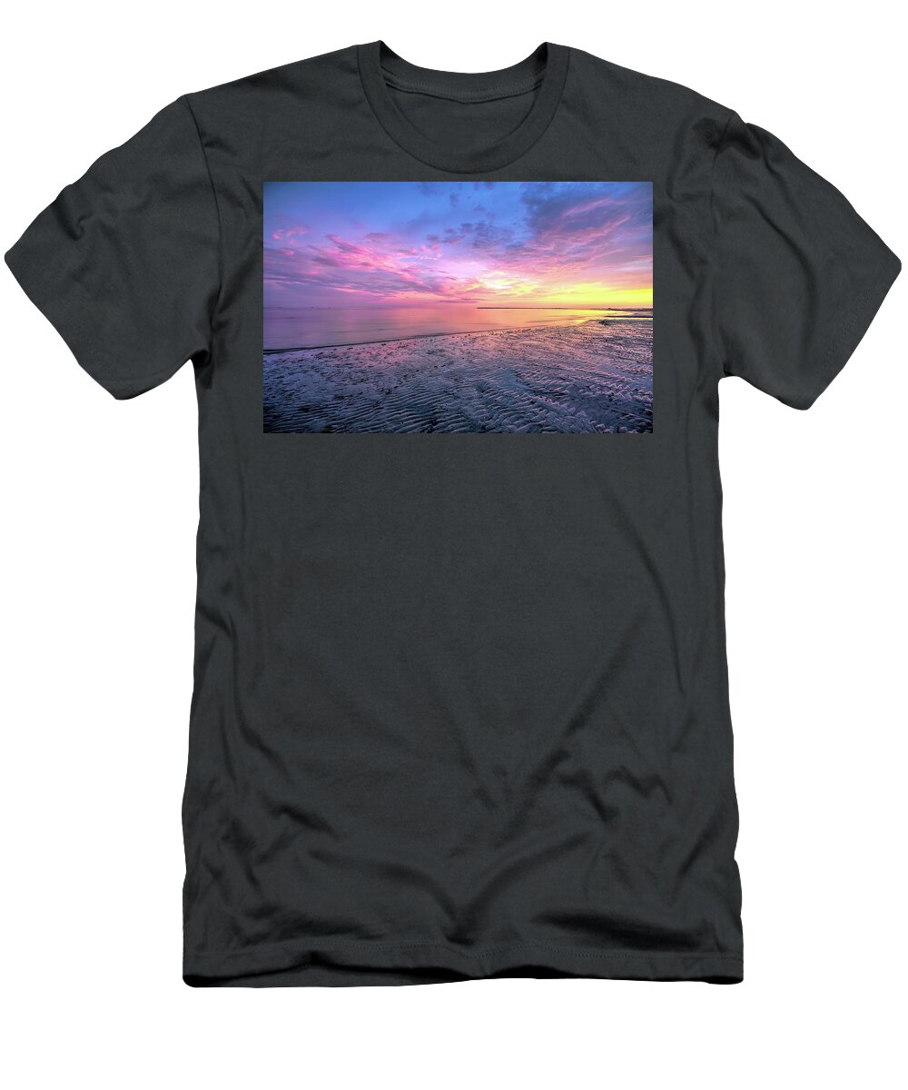 Landscape T-Shirt featuring the photograph End Of The Day. by Evelyn Garcia