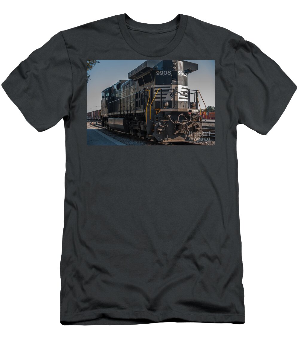 Train T-Shirt featuring the photograph Engine 9908 by Dale Powell