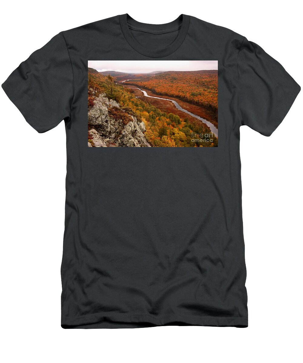 Porquipine Mountains T-Shirt featuring the photograph Fall Colors - Lake of the Clouds by Angie Schutt