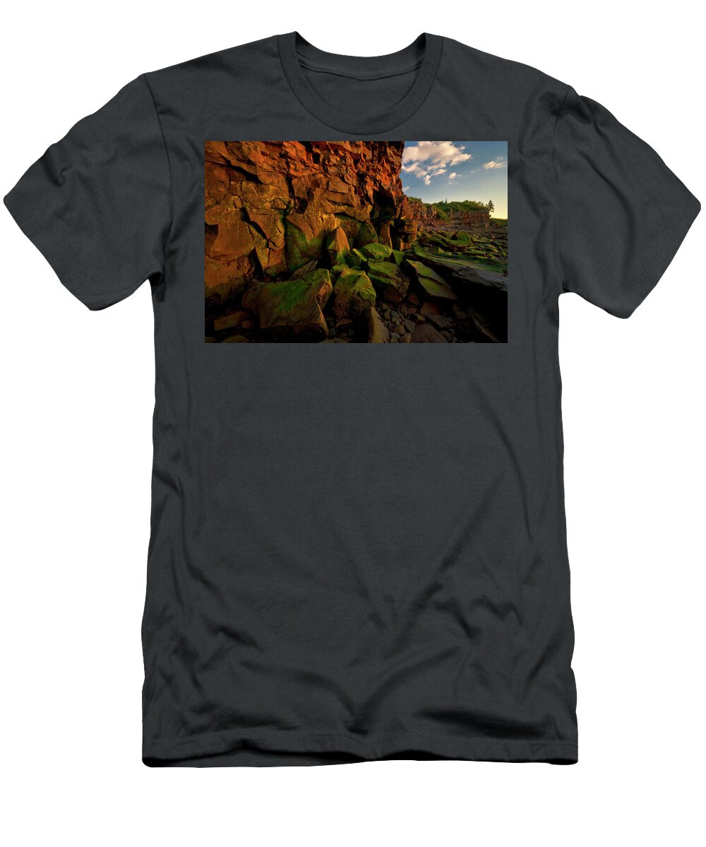 Raven Head Wilderness T-Shirt featuring the photograph Fractured Coastal Sunset by Irwin Barrett