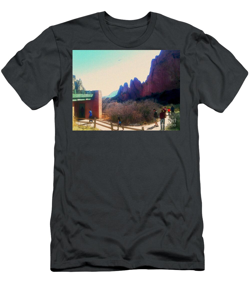  T-Shirt featuring the photograph Garden of the Gods Rest Area in Fresco by Kelly Awad