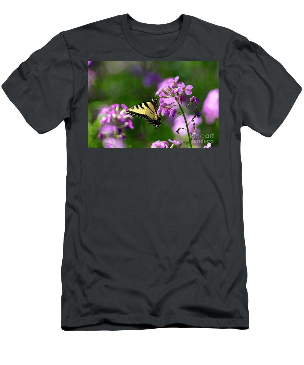 Animal T-Shirt featuring the photograph Glamour by Robert Pearson