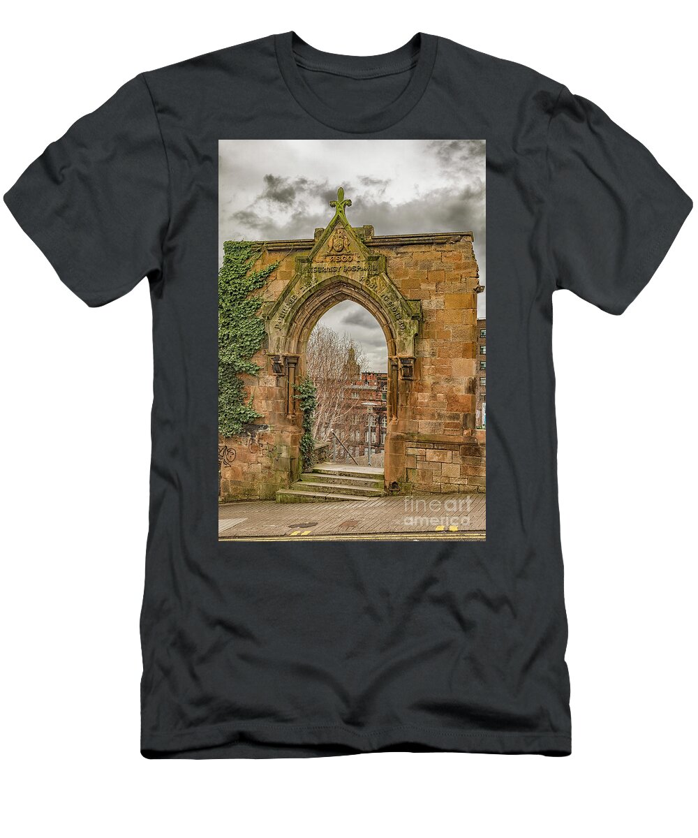 Rottenrow T-Shirt featuring the photograph Glasgow Rottenrow Gardens Entrance by Antony McAulay