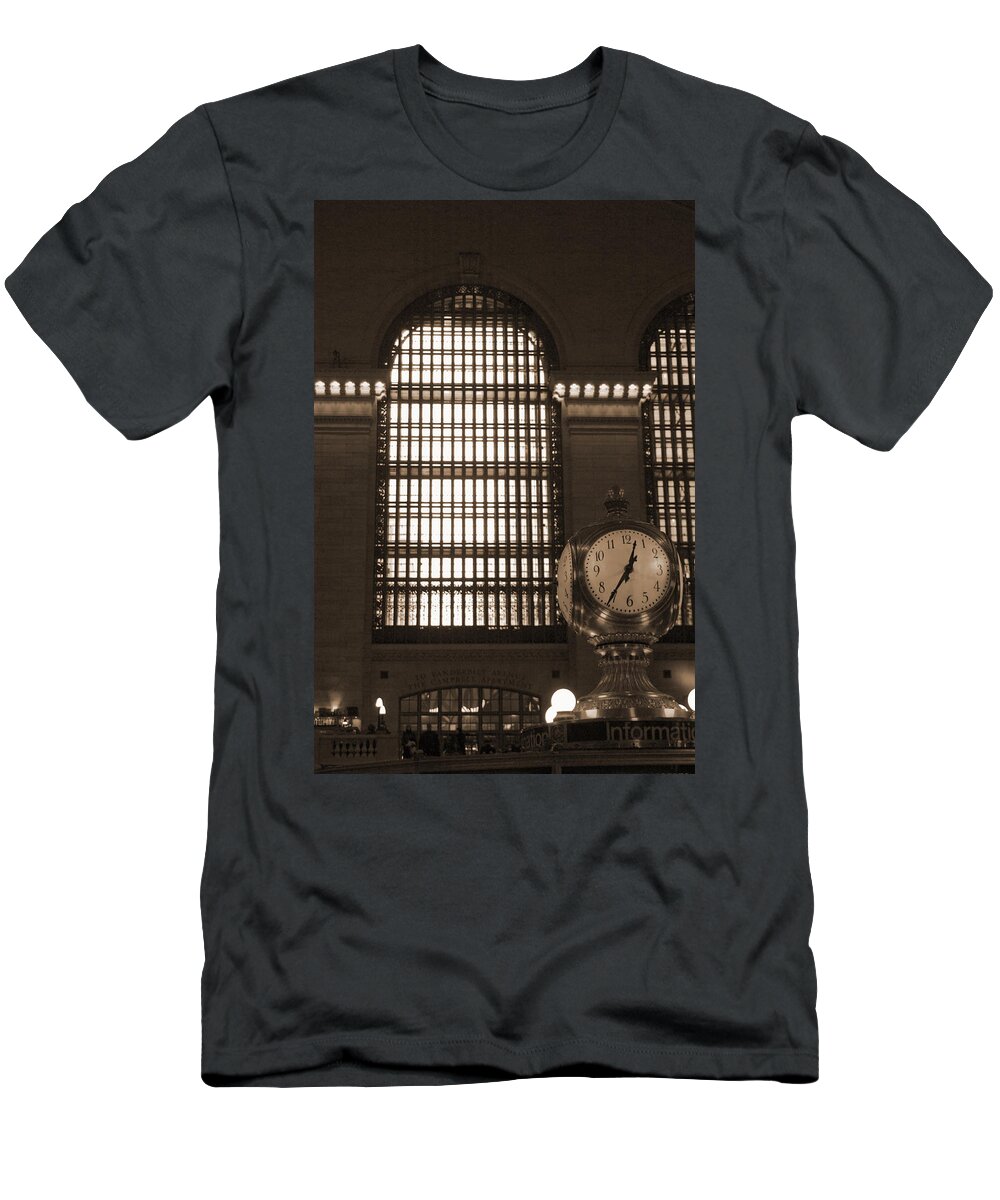 Train T-Shirt featuring the photograph Grand Central Station by Henri Irizarri