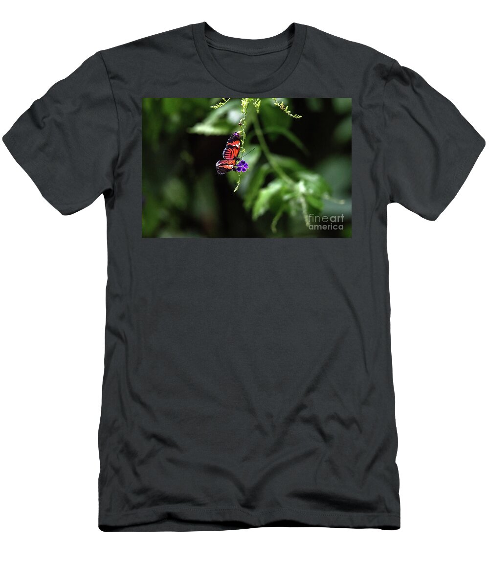 Cincinnati Zoo T-Shirt featuring the photograph I feel lonely by Ed Taylor