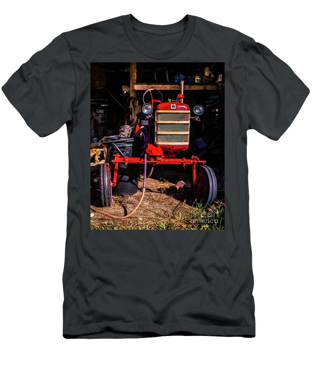 Vintage T-Shirt featuring the photograph International Harvester Red Vintage Tractor Wolcott Vermont by Edward Fielding