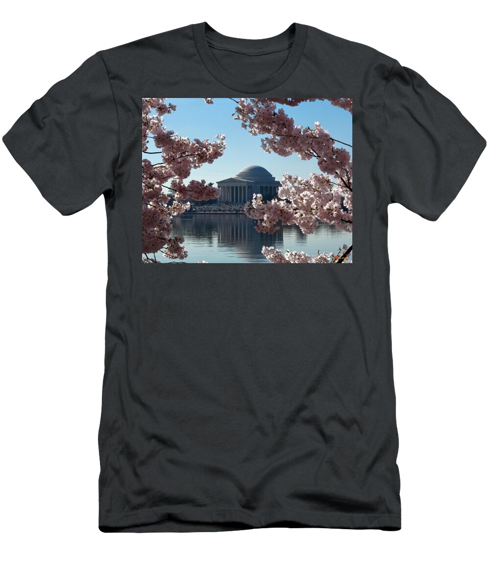 Washington D.c. T-Shirt featuring the photograph Jefferson Memorial at Cherry Blossom Time on the Tidal Basin DS008 by Gerry Gantt