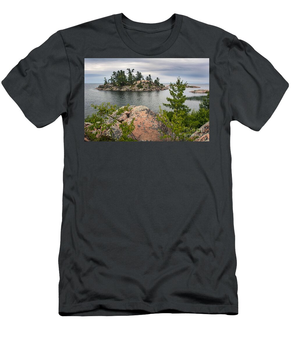 Killarney Provincial Park T-Shirt featuring the photograph Killarney-Island-pink-4513 by Steve Somerville