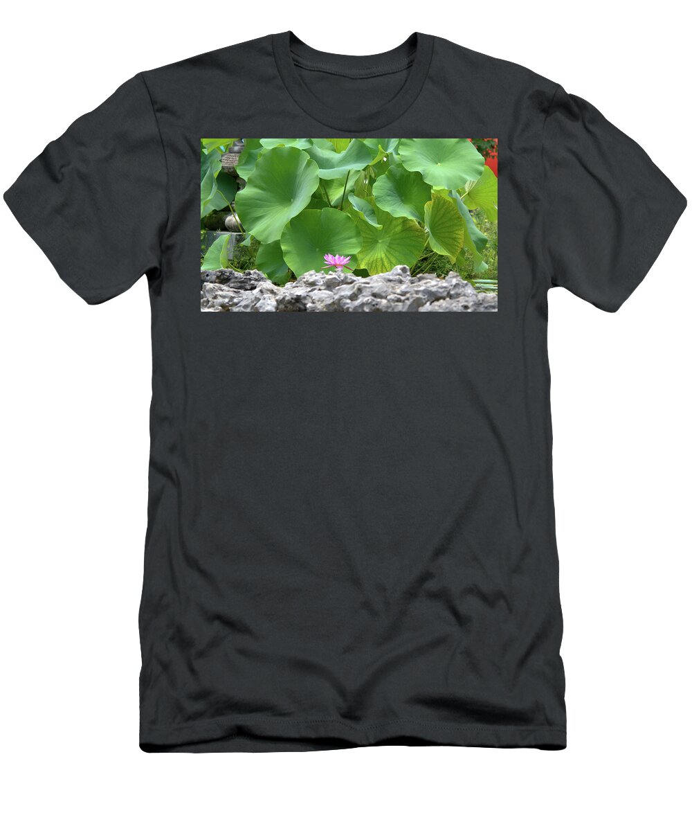 Roy Williams T-Shirt featuring the photograph Light Purple Water Lily and Large Green Leaves by Roy Williams