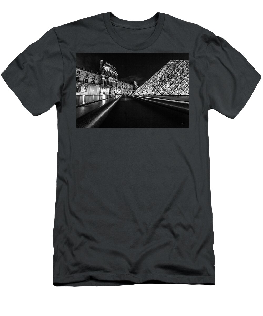 Paris T-Shirt featuring the photograph Lines of the Louvre by Everet Regal