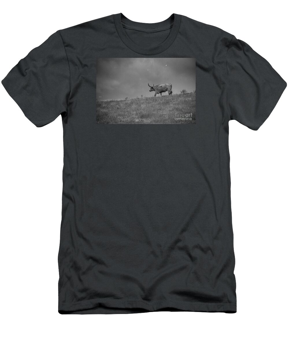 Longhorn Bull T-Shirt featuring the photograph Longhorn Bull Grunge by Michael Ver Sprill