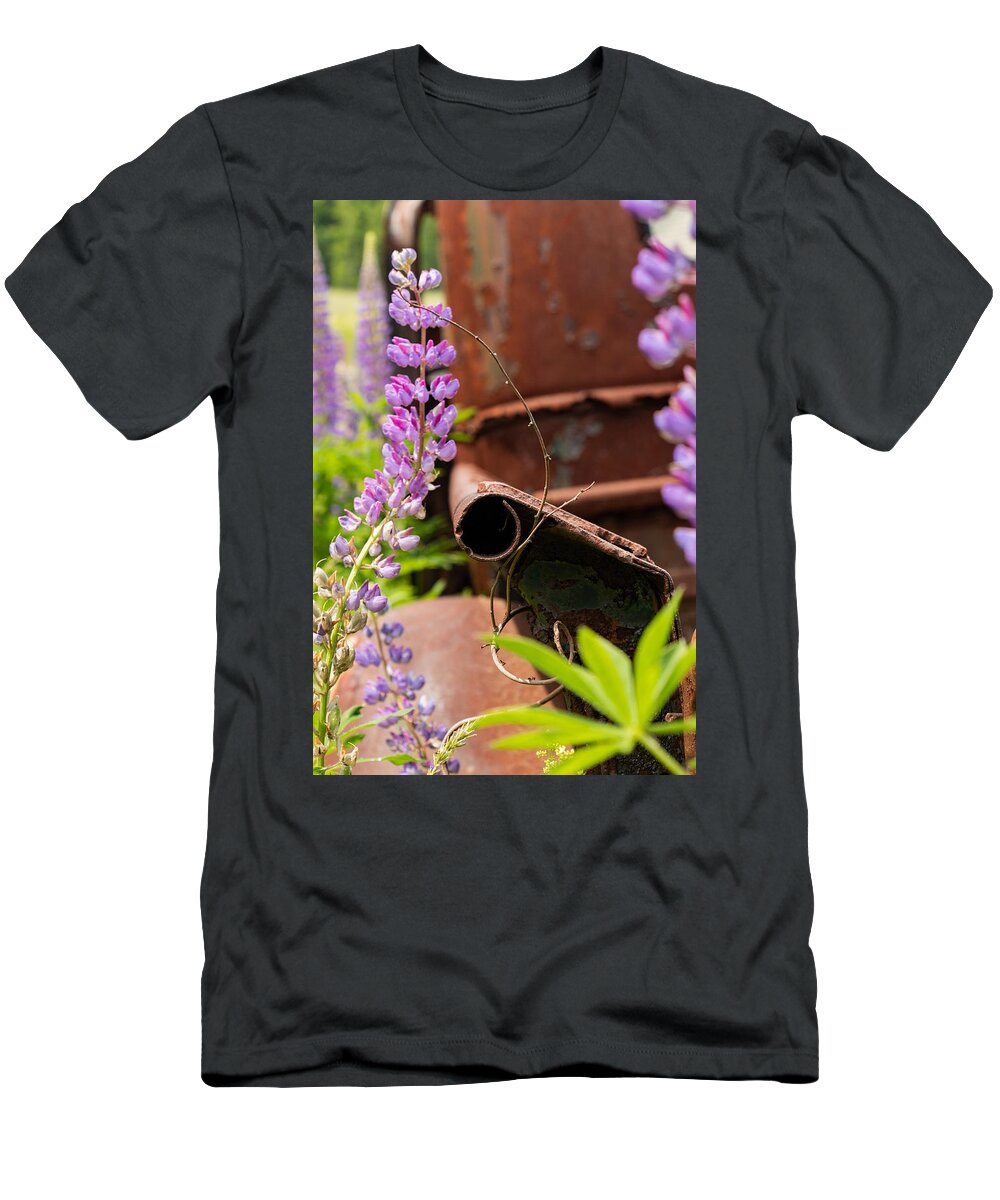 Maine T-Shirt featuring the photograph Mimicry by Holly Ross
