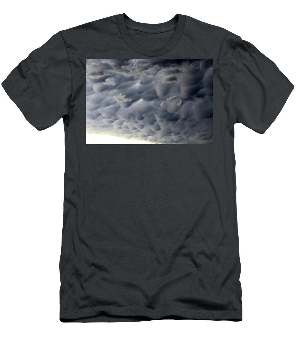 Colorado T-Shirt featuring the photograph Monster Mammatus by Marcelo Albuquerque