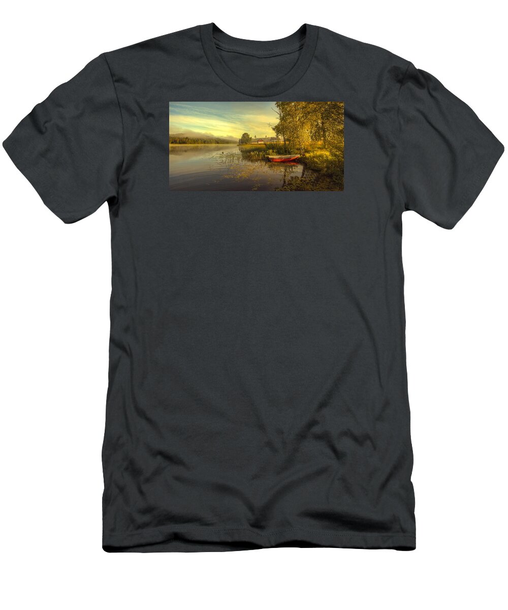 Landscape T-Shirt featuring the photograph Peaceful Morning by Rose-Maries Pictures