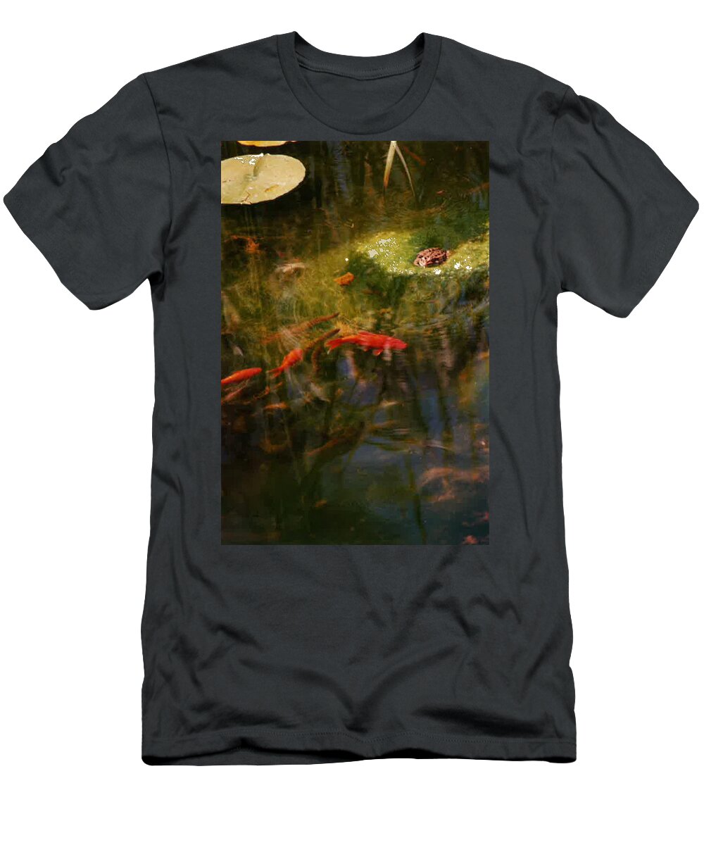 Abstract T-Shirt featuring the photograph Photo Bomber by Susan Esbensen