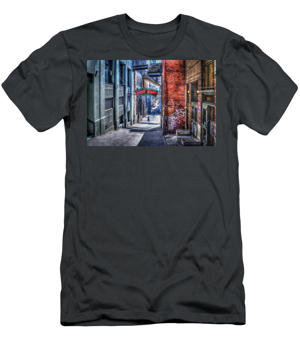 Post Alley T-Shirt featuring the photograph Post Alley Straggler by Spencer McDonald
