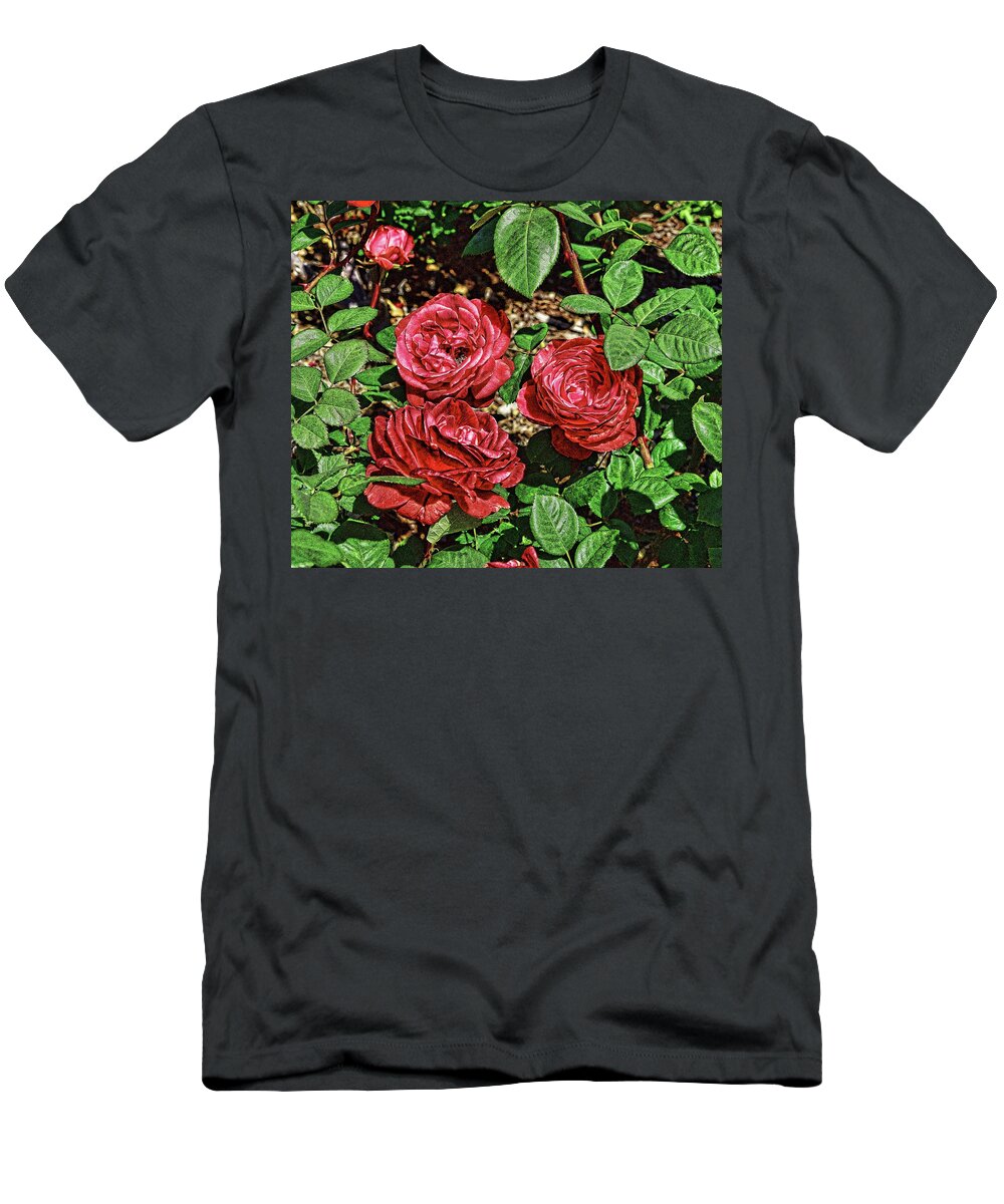 Linda Brody T-Shirt featuring the digital art Red Roses Abstract 1 by Linda Brody