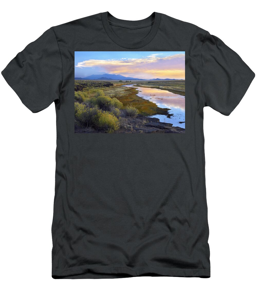00175176 T-Shirt featuring the photograph Rio Grande And The Sangre De Cristo by Tim Fitzharris