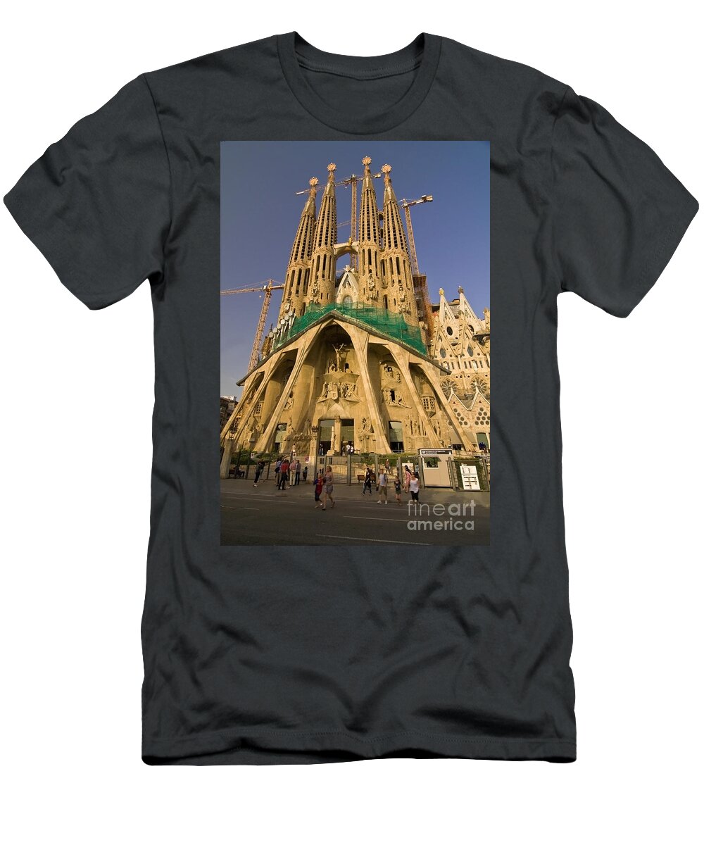 Sagrada Famila T-Shirt featuring the photograph Sagrada Famila in the fading sun. by Sven Brogren