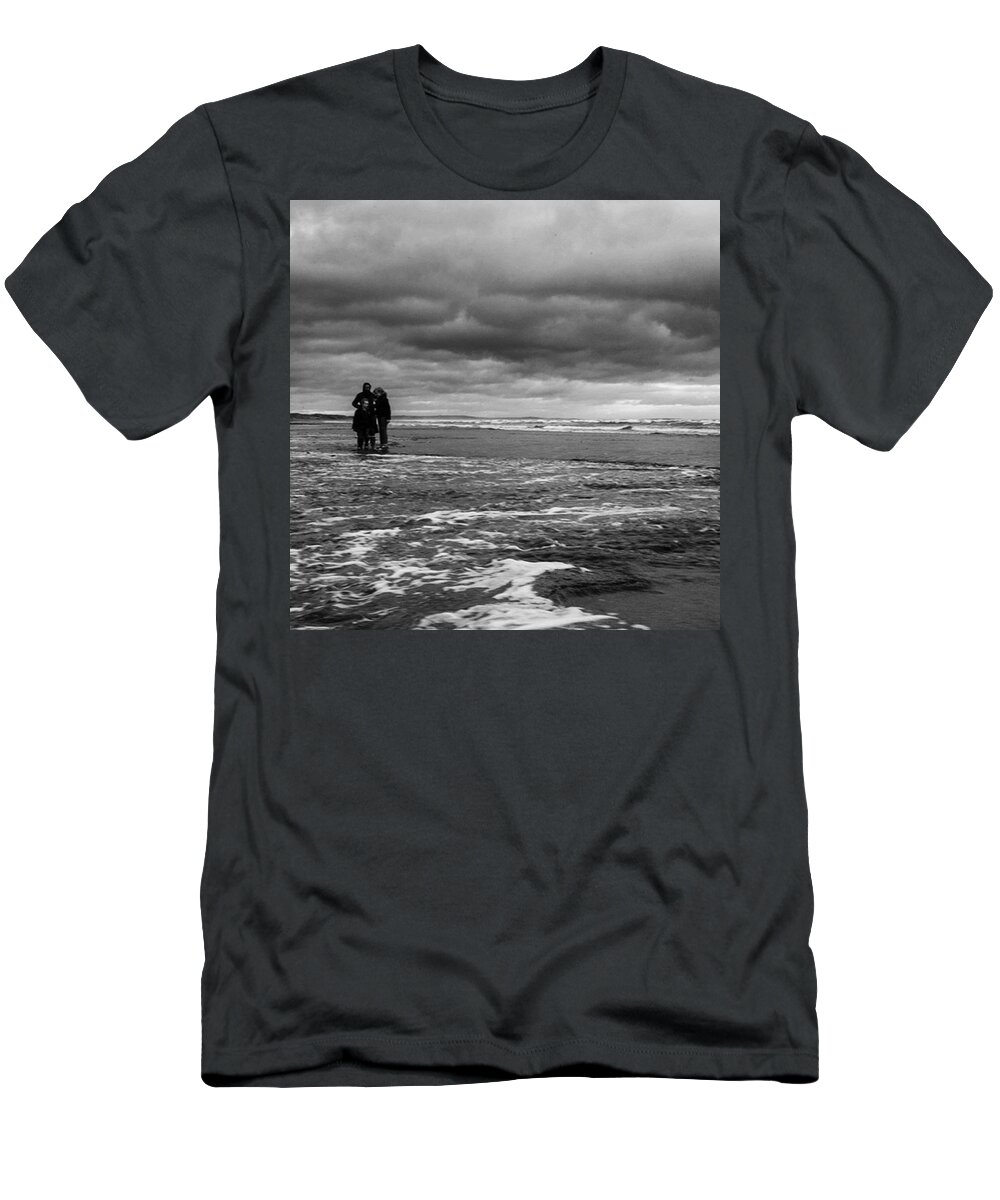  T-Shirt featuring the photograph So Good To Be Home With My Family by Aleck Cartwright