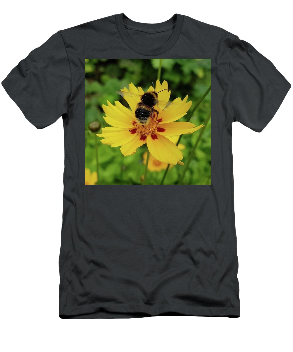 Naturephotography T-Shirt featuring the photograph Pollen Speckled by Rowena Tutty