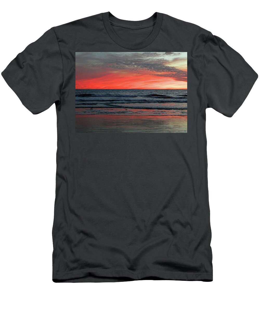 Sunset T-Shirt featuring the photograph State Of Mind by Everette McMahan jr