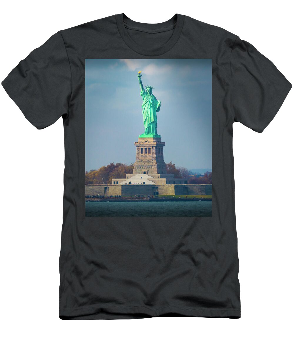 Photograph Of The Statue Of Liberty T-Shirt featuring the photograph Statue Of Liberty 2 by Kenneth Cole