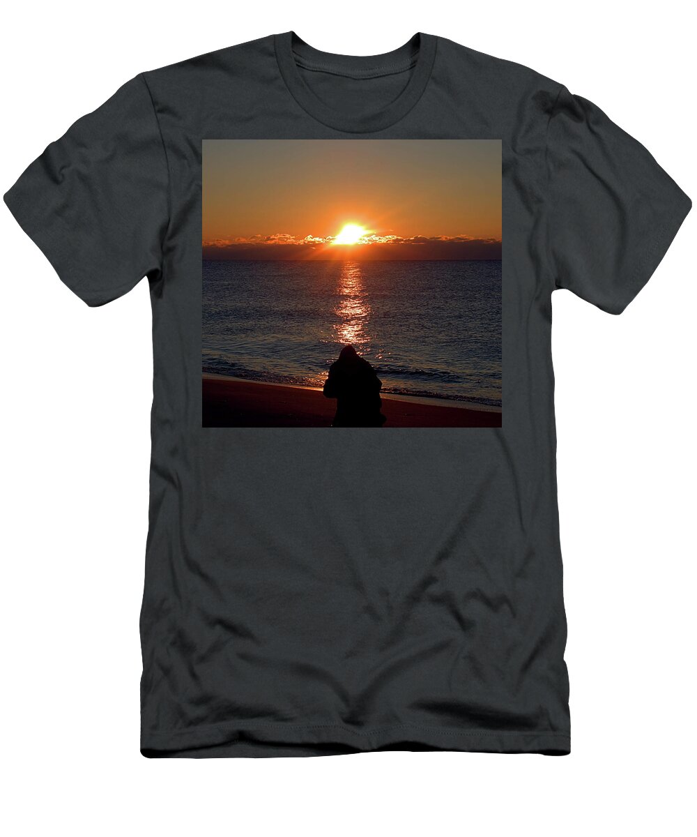 Seas T-Shirt featuring the photograph Sun Chasers I I I by Newwwman