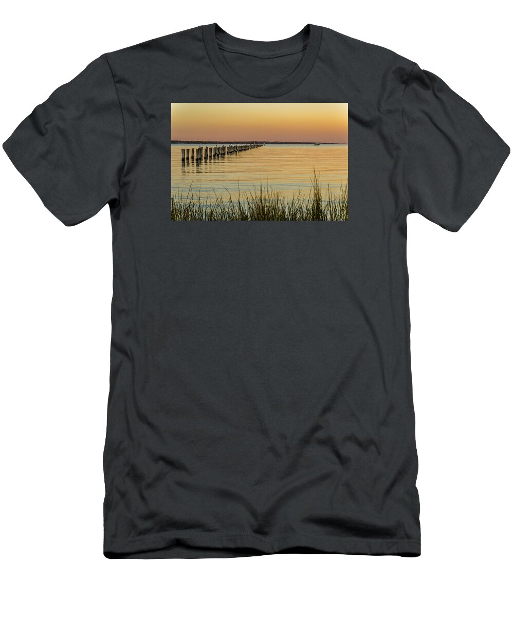 New Jersey T-Shirt featuring the photograph Sunset at Raritan Bay by SAURAVphoto Online Store