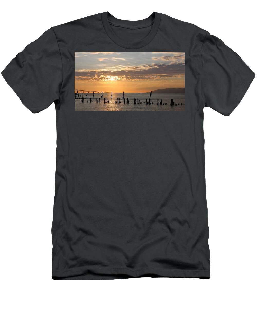 Sunset T-Shirt featuring the photograph Sunset over the Columbia River - 4 by Christy Pooschke