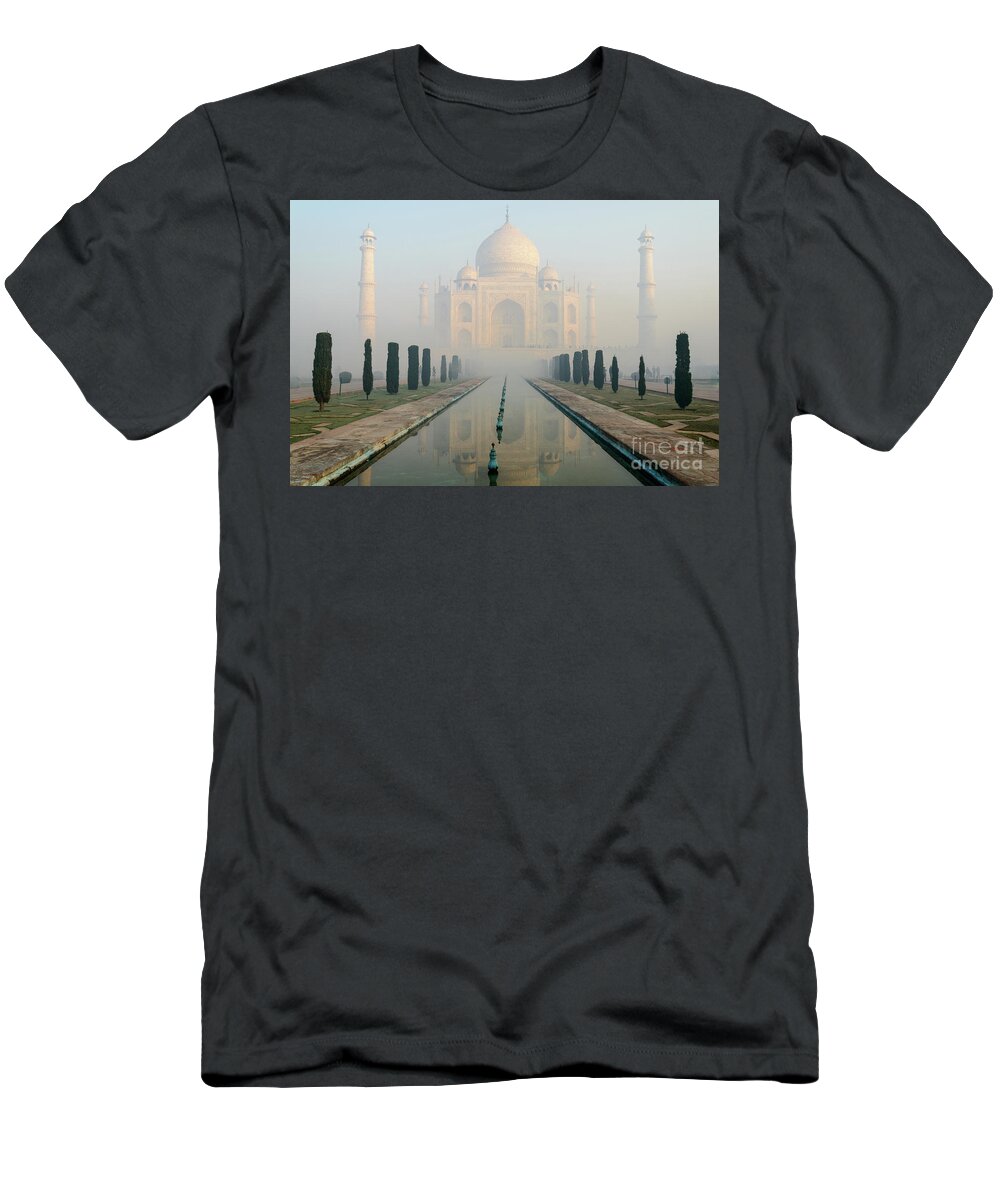 Building T-Shirt featuring the photograph Taj Mahal at Sunrise 02 by Werner Padarin