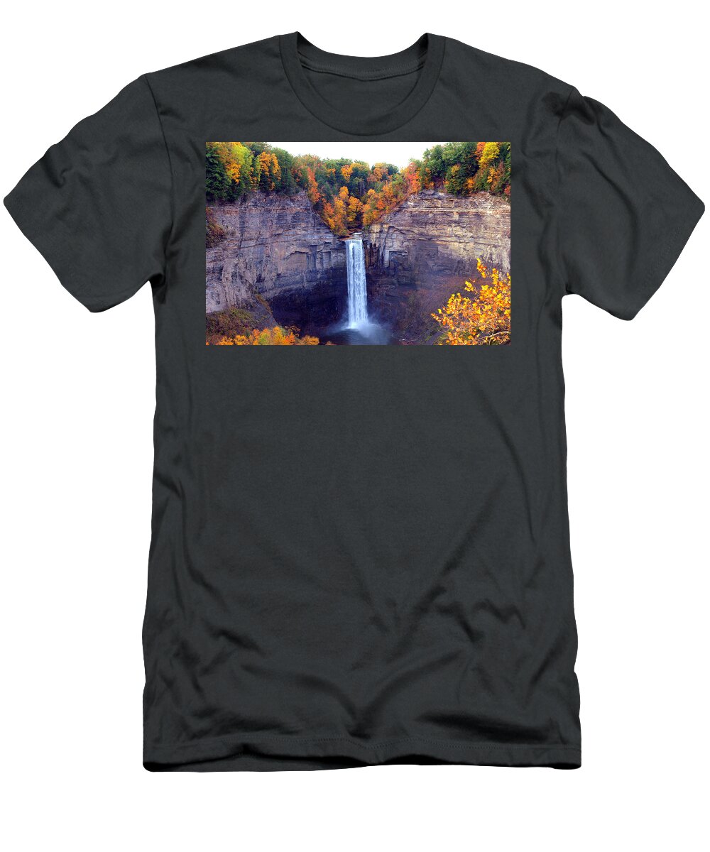 Taughannock T-Shirt featuring the photograph Taughannock waterfalls in autumn by Paul Ge