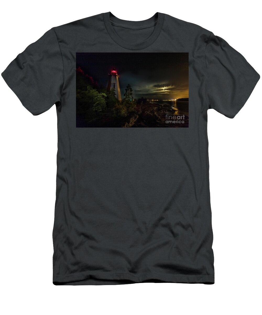 Bay T-Shirt featuring the photograph The Big Tub by Roger Monahan