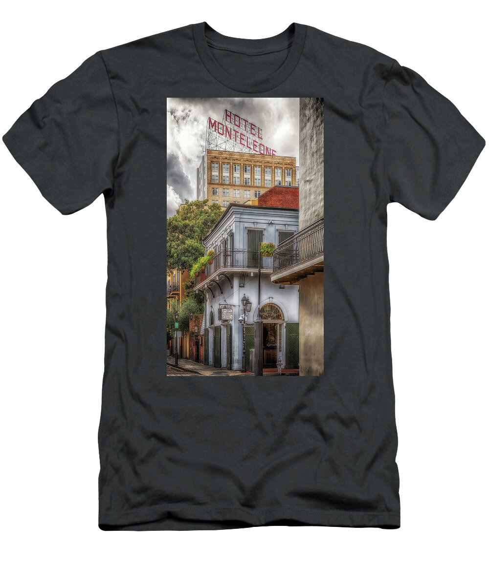 Old Absinthe House T-Shirt featuring the photograph The Old Absinthe House by Susan Rissi Tregoning