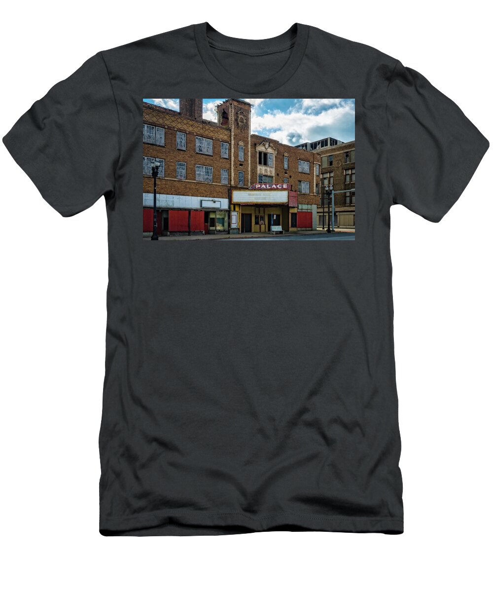 Palace Theater T-Shirt featuring the photograph The Palace by Steve L'Italien