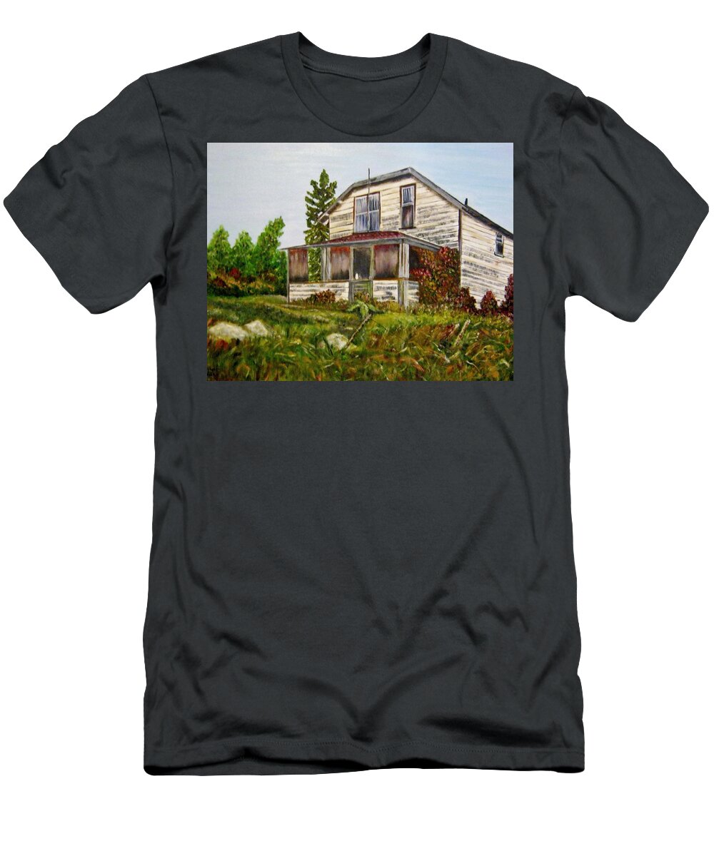 Quesnel T-Shirt featuring the painting This old house by Marilyn McNish