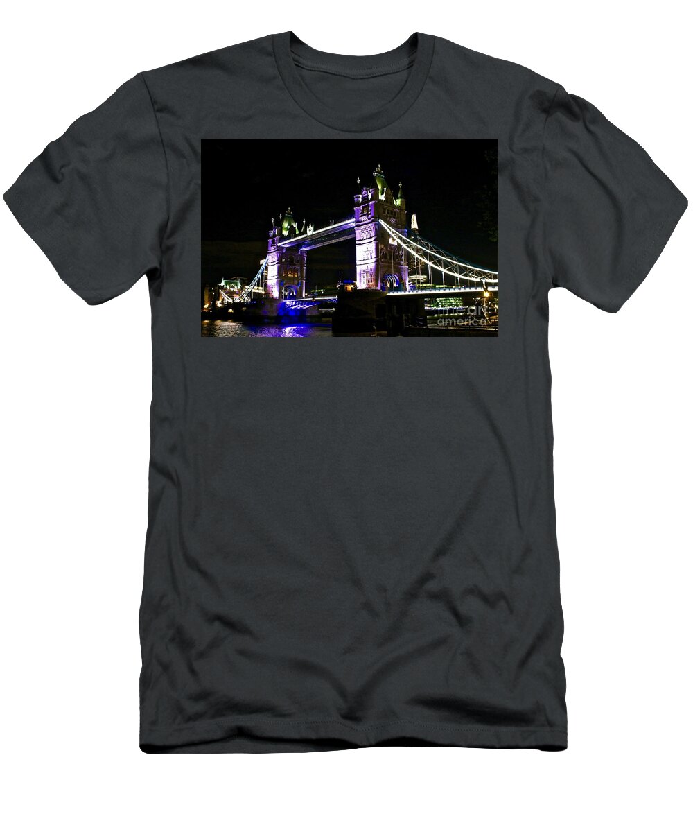 London England T-Shirt featuring the photograph Tower at Night by Phil Cappiali Jr