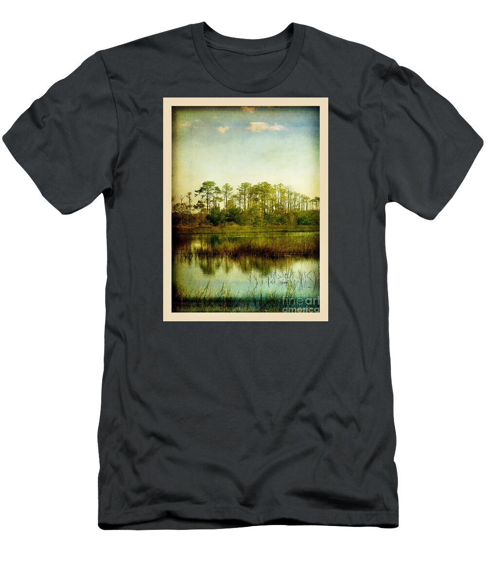 Southern Landscape T-Shirt featuring the photograph Tree Laces by Linda Olsen