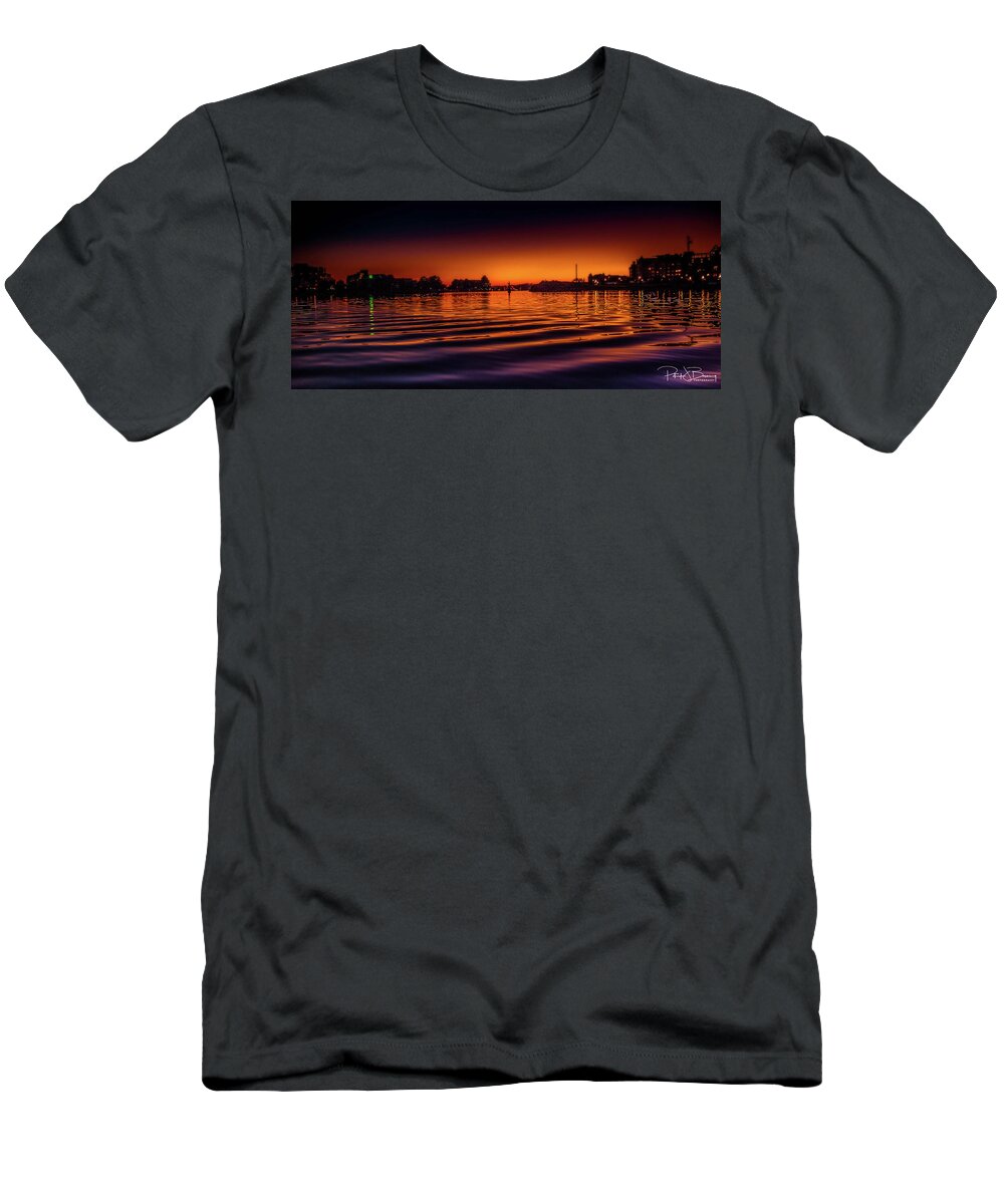 Victoria T-Shirt featuring the photograph Victoria at Night by Patrick Boening