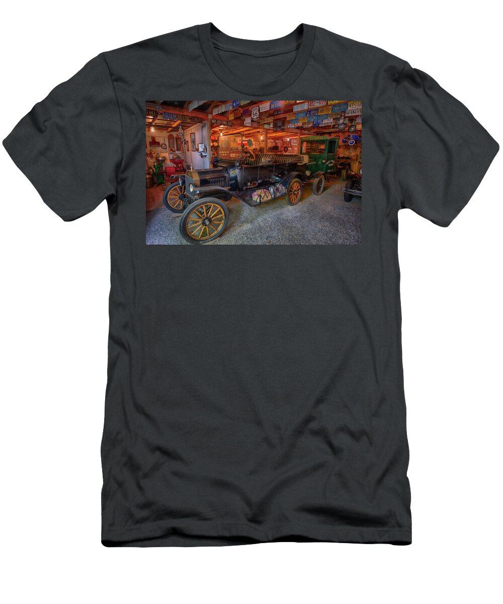 Vintage Service Station T-Shirt featuring the photograph Vintage Service Station by Paul Freidlund