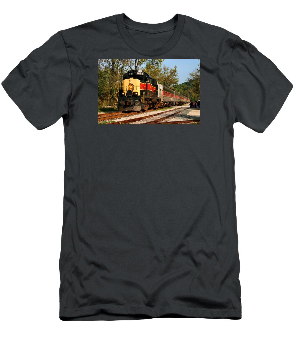 Train T-Shirt featuring the photograph Waiting for the Train by Kristin Elmquist