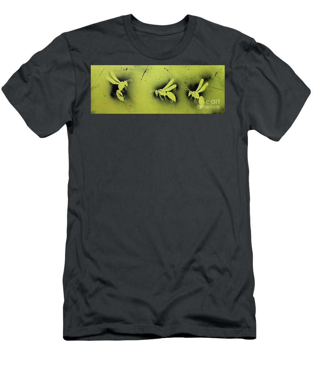 Wasps T-Shirt featuring the painting Wasps by Ian Spicer