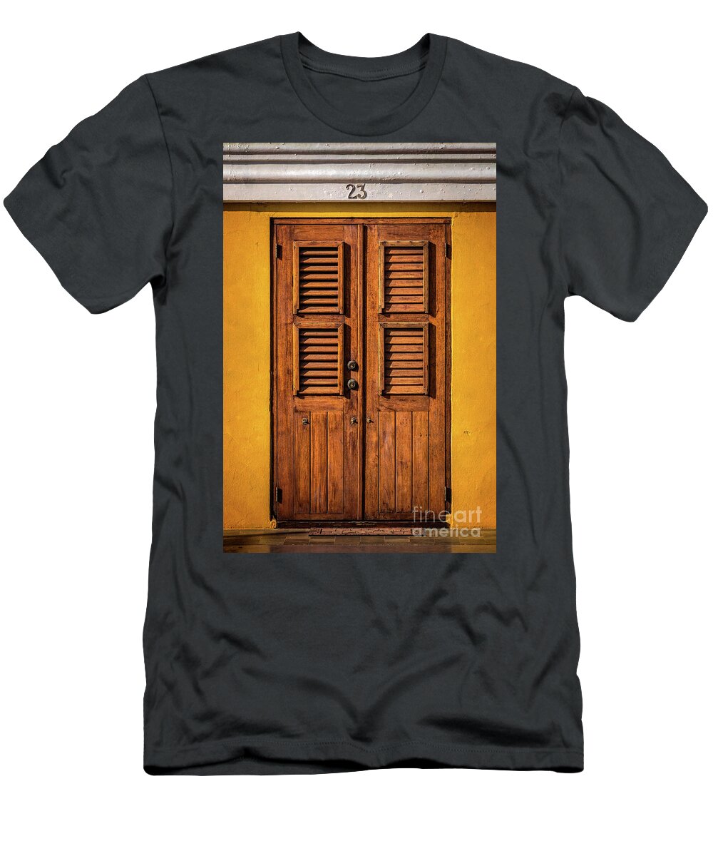 Aruba T-Shirt featuring the photograph Welcome Home by Doug Sturgess